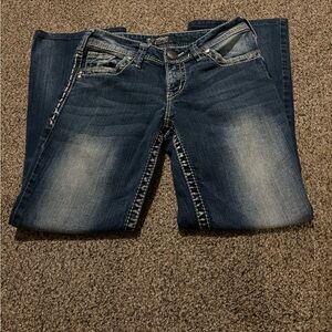 Women’s silver jeans size 27 good condition